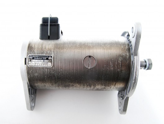 VEM Lichtmaschine 12V/220W Trabant Wartburg Barkas Framo AKA 8002.22/4
