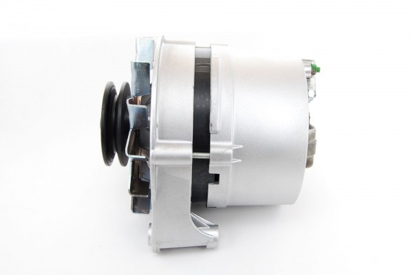 MIT ALTTEILABGABE Drehstrom Lichtmaschine DLM Wartburg 353 12V 42A 8042.401/2